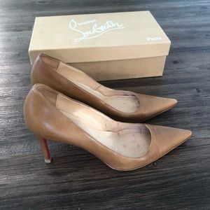 Christian Louboutin Tan Leather  Pump Size 8, 38